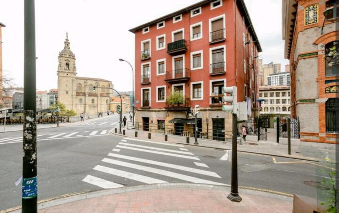 Nuestro Refugio - Casco Viejo Con Wifi Y Parking Gratuito- Apartment Bilbao Exterior photo